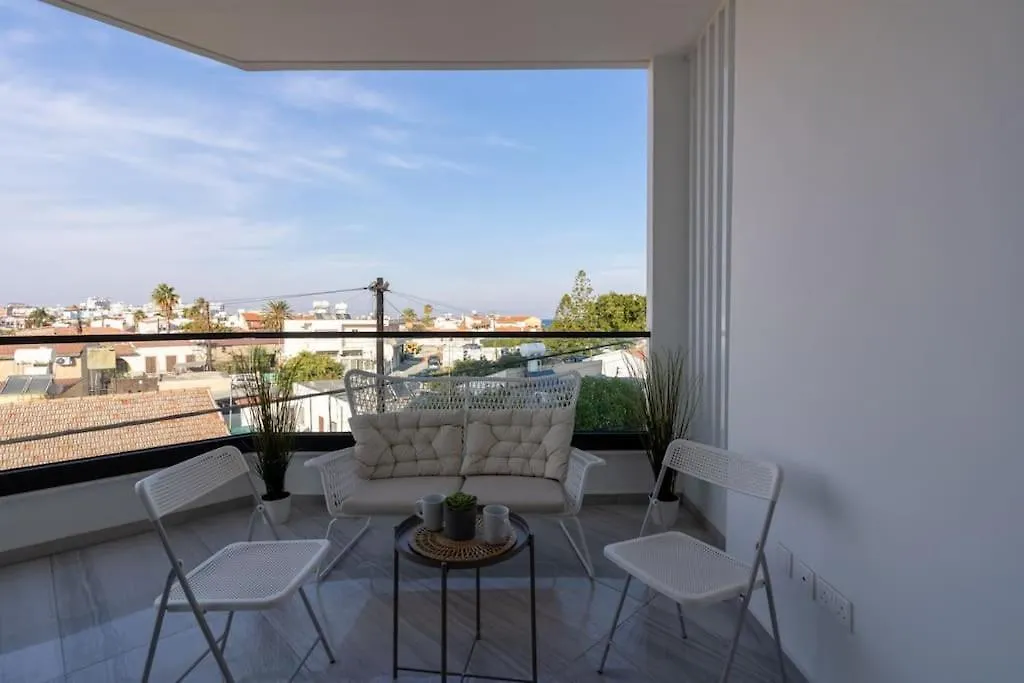 Thalassa 2-Bedroom Apartment In Larnaca 0*,  Chipre