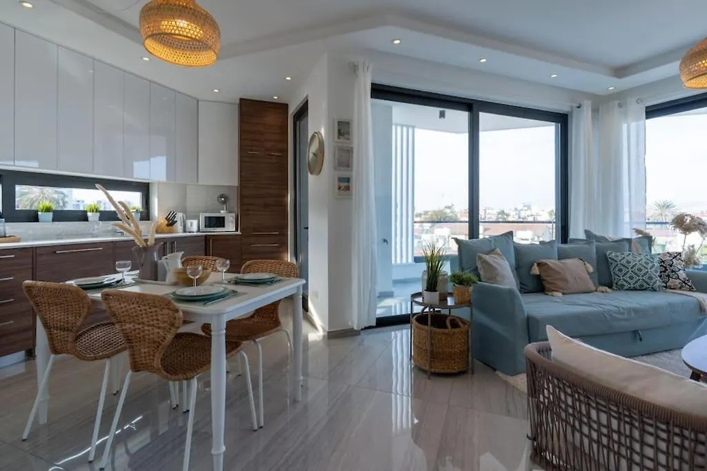 Thalassa 2-Bedroom Apartment In Larnaca